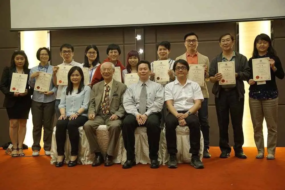 Professor Ming Qing Zhu with course graduates at the Zhu's Scalp Acupuncture (ZSA) course in Malaysia, 2016.